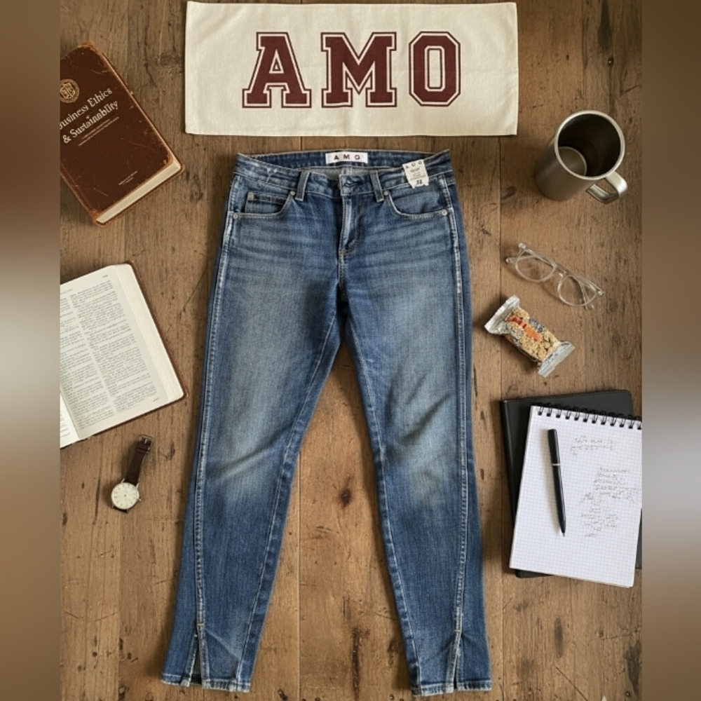 AMO Twist Mariner Jeans Size 26 Slim Distressed